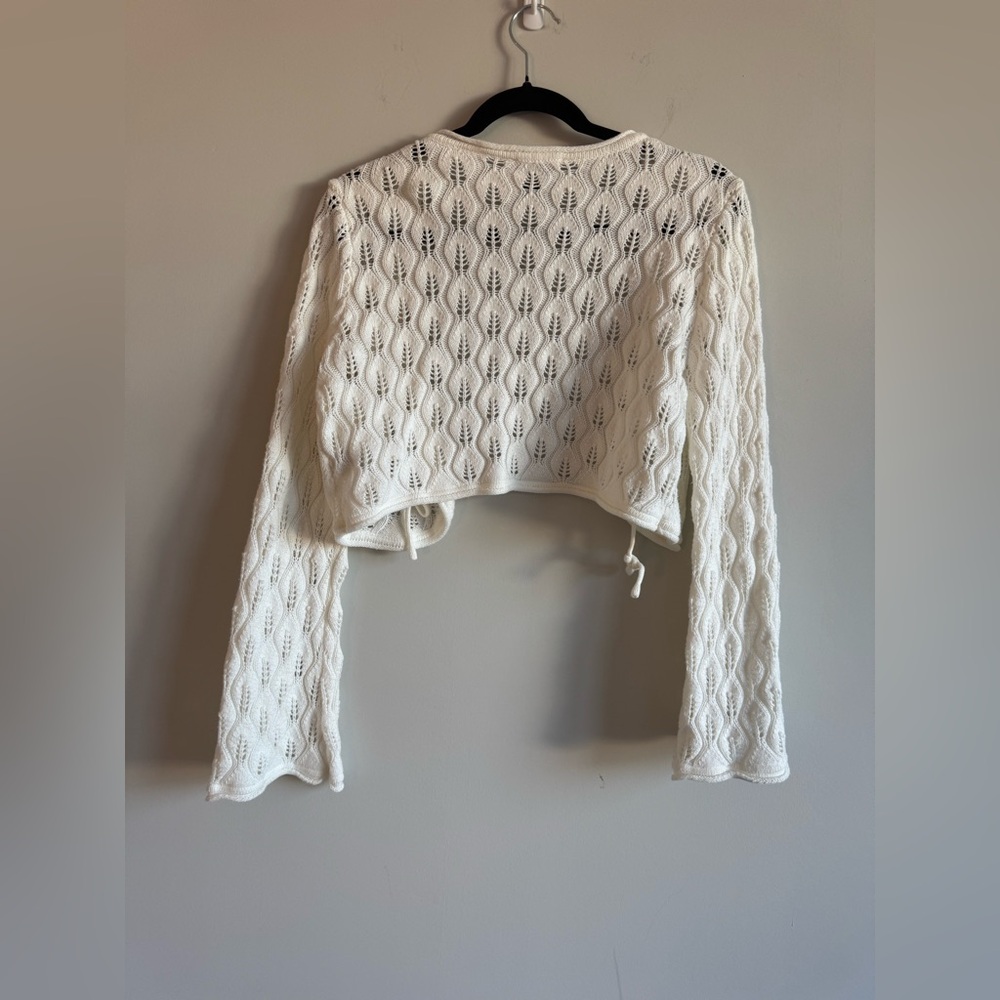 NWOT Pink Rose White Flare Sleeve Cropped Bolero Shrug Summer Spring Cardigan - Picture 2 of 4